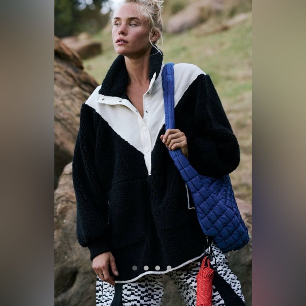 Free People Movement Fall to rise quarter snap - Picture 2 of 10